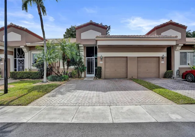 Homes for sale in Tamarac, FL | 10116 Lombardy Dr #10116, Tamarac, FL 33321 | MLS# F10552415
