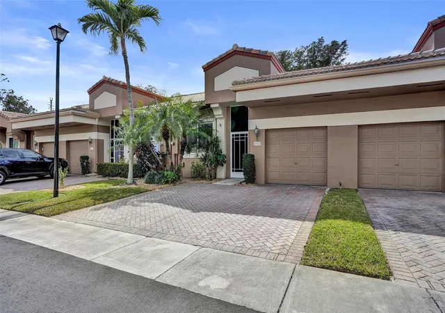 Homes for sale in Tamarac, FL | 10116 Lombardy Dr #10116, Tamarac, FL 33321 | MLS# F10552415
