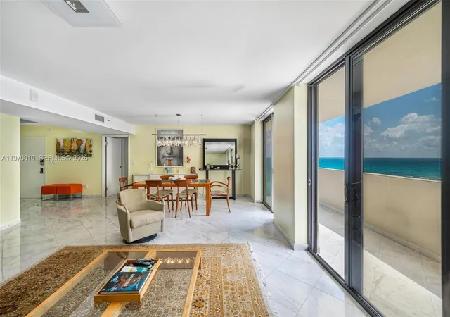 4th image of 1623 Collins Ave, Miami Beach, FL 33139