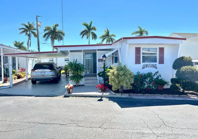 Homes for sale in Hollywood, FL | 3332 Broadway St, Hollywood, FL 33021 | MLS# R11166082
