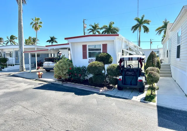 Homes for sale in Hollywood, FL | 3332 Broadway St, Hollywood, FL 33021 | MLS# R11166082