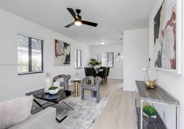 2nd image of 16049 Ne 9th Pl, North Miami Beach, FL 33162 | MLS# A11970874