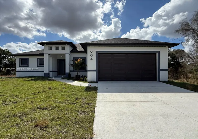 Homes for sale in Lehigh Acres, FL | 904 Asher E St, Lehigh Acres, FL 33974 | MLS# A11970876