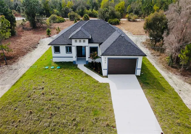 Homes for sale in Lehigh Acres, FL | 904 Asher E St, Lehigh Acres, FL 33974 | MLS# A11970876