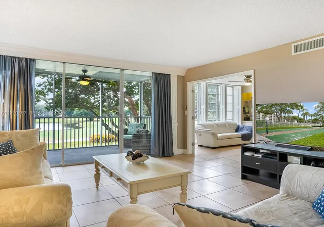 Homes for sale in Pompano Beach, FL | 2681 S Course Dr #209, Pompano Beach, FL 33069 | MLS# A11970497