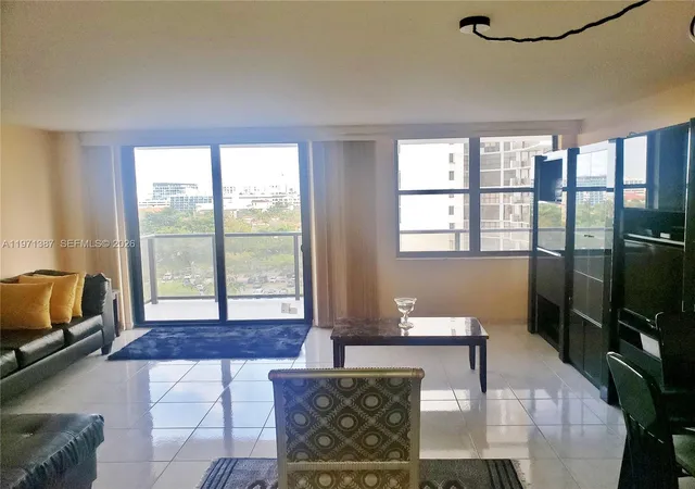 4th image of 18151 Ne 31St Ct #906, North Miami Beach, FL 33160 | MLS# A11971387