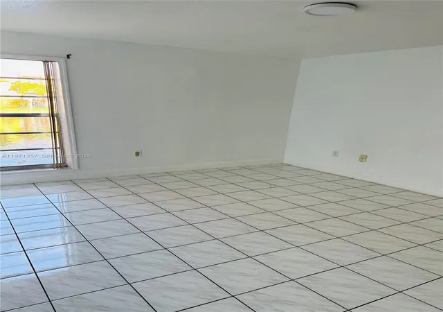 2nd image of 4705 Nw 7Th St #2067, Miami, FL 33126 | MLS# A11971357
