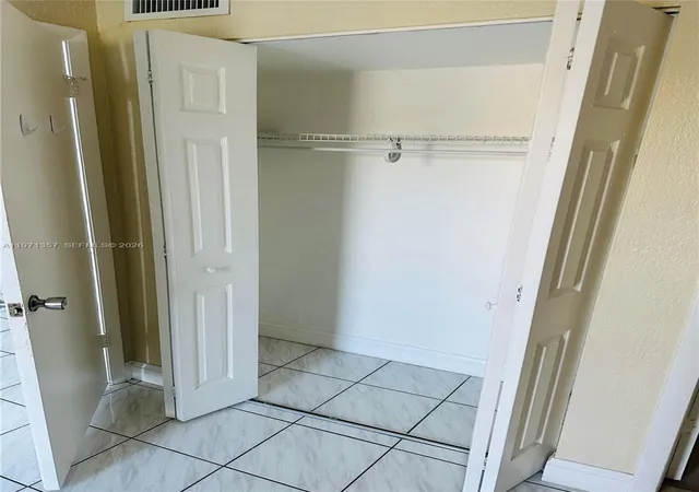 5th image of 4705 Nw 7Th St #2067, Miami, FL 33126 | MLS# A11971357