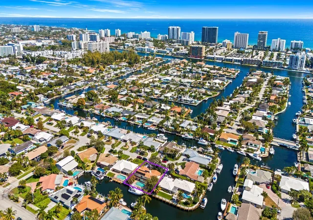 Photo 3 of Single family home for sale at 1031 Ne 27th Avenue, Pompano Beach, FL 33062 | MLS# F10554670 | Listing updated on 2026-09-23