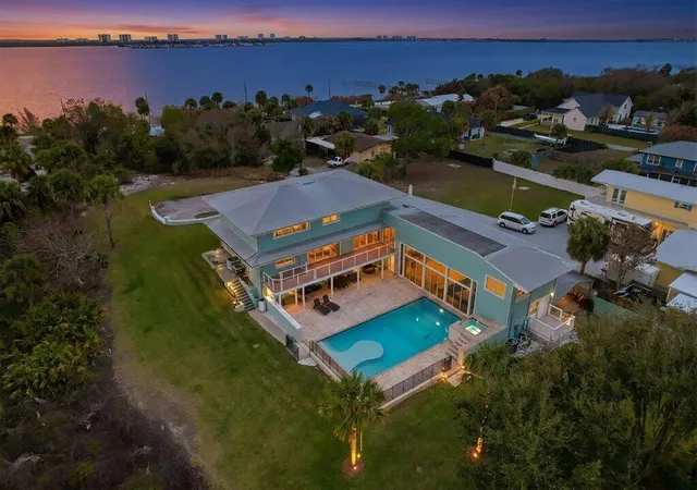 Photo 1 of Single family home for sale at 3712 E Mockingbird Hl, Jensen Beach, FL 34957 | MLS# R11166403 | Listing updated on 2026-10-11
