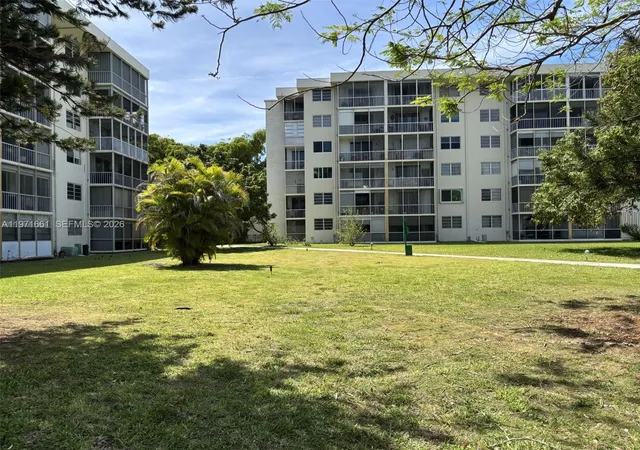 2nd image of 2903 Pt E Dr, Aventura, FL 33160