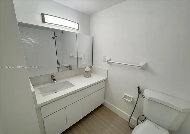 4th image of 2899 Collins Ave #740, Miami Beach, FL 33140 | MLS# A11969693