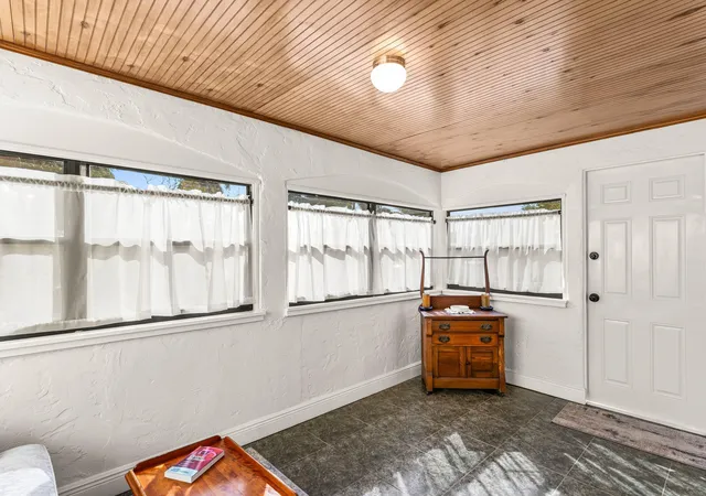 5th image of 921 S M St, Lake Worth Beach, FL 33460 | MLS# R11166600