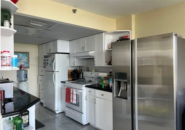 3rd image of 17600 N Bay Rd, Sunny Isles Beach, FL 33160