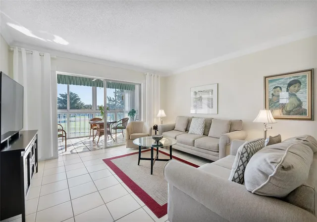 Homes for sale in Margate, FL | 7787 Golf Circle Dr #312, Margate, FL 33063 | MLS# F10554879