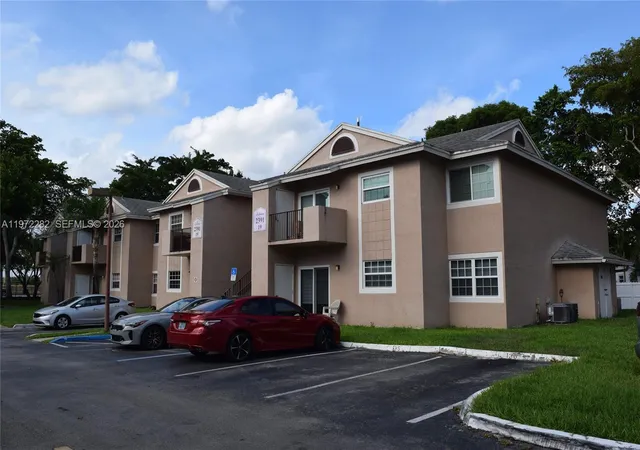 8th image of 2391 Nw 96th Ter #19M, Pembroke Pines, FL 33024 | MLS# A11972282
