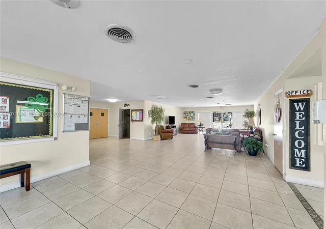 Homes for sale in Margate, FL | 650 Nw 80th Terrace, Margate, FL 33063 | Houzeo