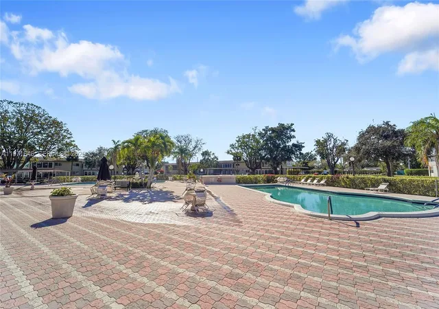 Homes for sale in Margate, FL | 650 Nw 80th Terrace, Margate, FL 33063 | Houzeo