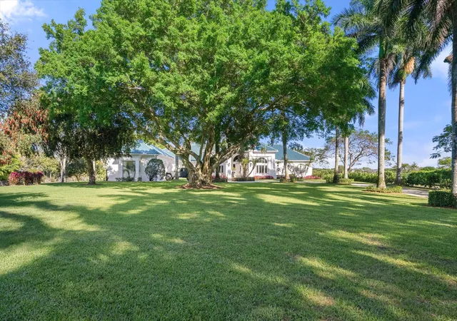 Photo 4 of Land for sale at 3250 Santa Barbara Dr, Wellington, FL 33414 | MLS# R11166878 | Listing updated on 2026-09-23