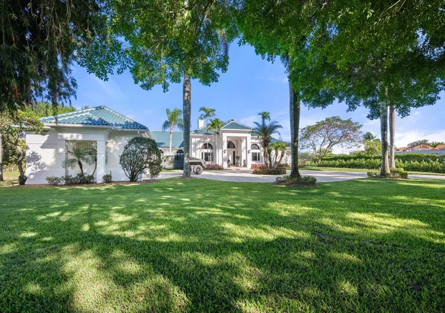 4th image of 3220 Santa Barbara Dr, Wellington, FL 33414 | MLS# R11166885