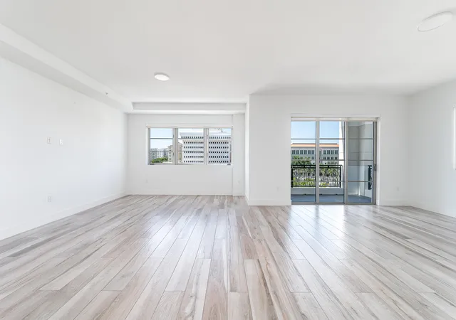 Photo 4 of Condo for sale at 155 E Boca Raton Rd #516, Boca Raton, FL 33432 | MLS# R11167011 | Listing updated on 2026-09-23