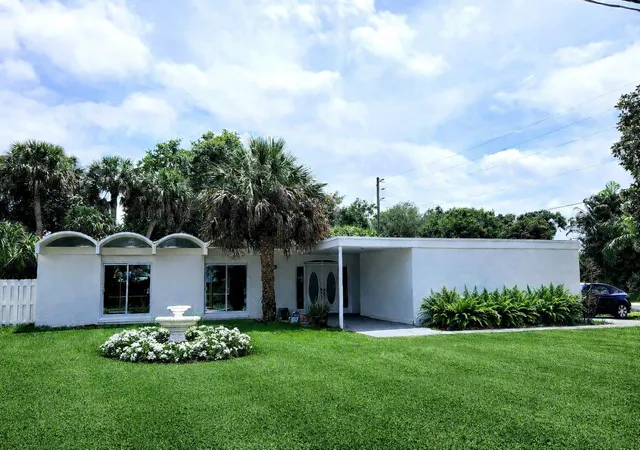 Photo 36 of Single family home for sale at 1715 York Ct, Fort Pierce, FL 34982 | MLS# F10551647 | Listing updated on 2026-09-23