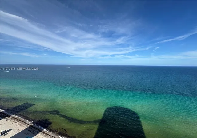 3rd image of 2711 S Ocean Dr #3404, Hollywood, FL 33019 | MLS# A11973176