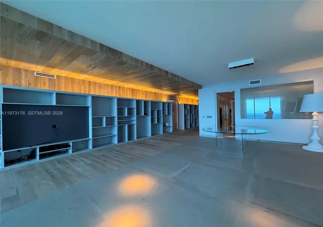 5th image of 2711 S Ocean Dr #3404, Hollywood, FL 33019 | MLS# A11973176