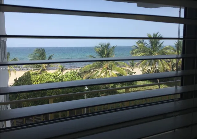 3rd image of 901 S Surf Rd #402, Hollywood, FL 33019 | MLS# A11973189