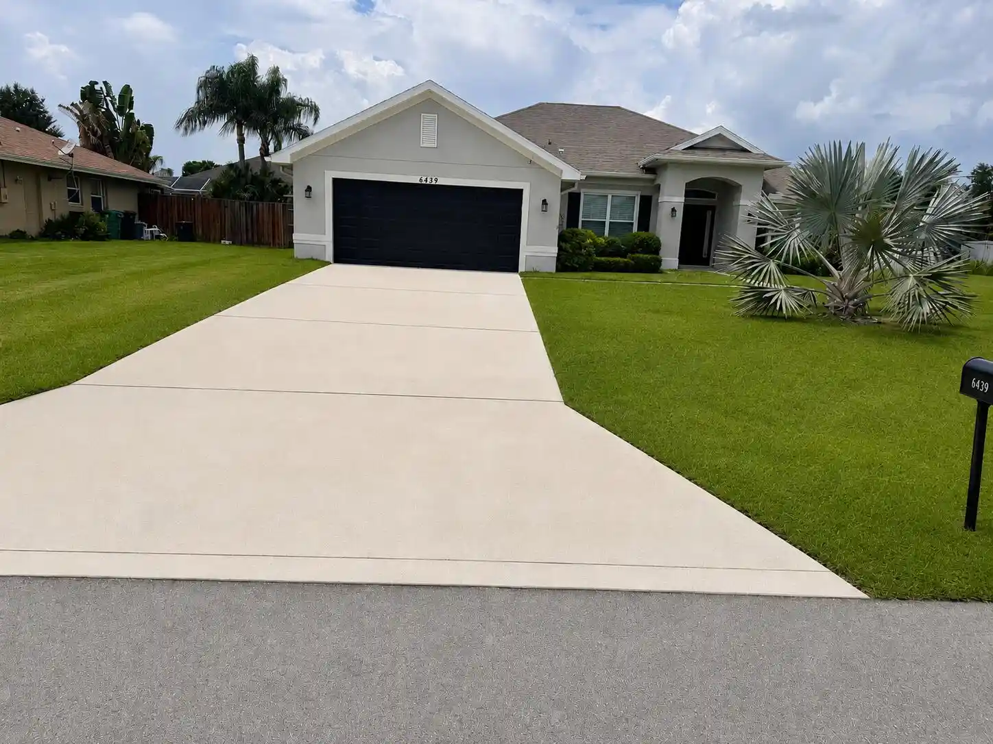 Photo 1 of Single family home for sale at 6439 Nw Polly Ct, Port St Lucie, FL 34986 | MLS# R11167135 | Listing updated on 2026-10-09