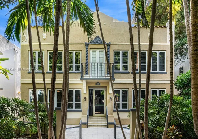 Homes for sale in Miami Beach, FL | 1018 Meridian Ave #8, Miami Beach, FL 33139 | MLS# A11972929