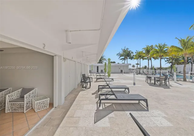 2nd image of 4925 Collins Ave, Miami Beach, FL 33140