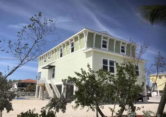 1st image of 227 Sombrero Beach Rd, Marathon, FL 33050 | MLS# A11973480
