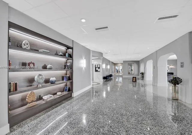 2nd image of 3140 S Ocean Dr #1812, Hallandale Beach, FL 33009 | MLS# A11973987