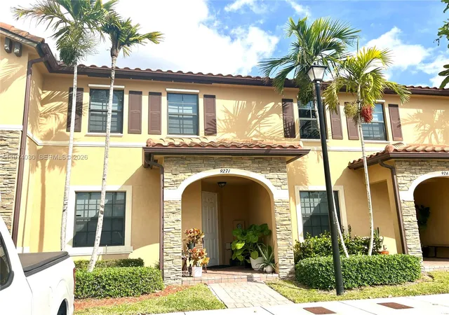 2nd image of 9271 W 33rd Ln, Hialeah, FL 33018 | MLS# A11974030