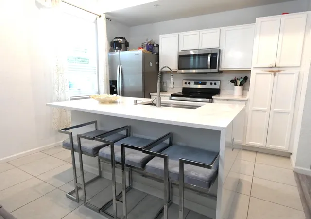 Photo 3 of Condo for sale at 8878 Lake Worth Rd #111, Lake Worth, FL 33467 | MLS# R11167619 | Listing updated on 2026-09-23