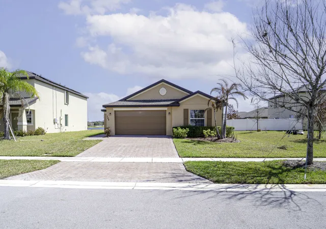Photo 1 of Single family home for sale at 788 Worlington Ln, Fort Pierce, FL 34947 | MLS# R11167670 | Listing updated on 2026-09-24