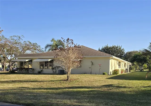 Homes for sale in Delray Beach, FL | 5162 Lakefront Boulevard, Delray Beach, FL 33484 | Houzeo