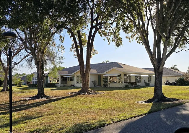 Homes for sale in Delray Beach, FL | 5162 Lakefront Blvd #D, Delray Beach, FL 33484 | MLS# A11973770