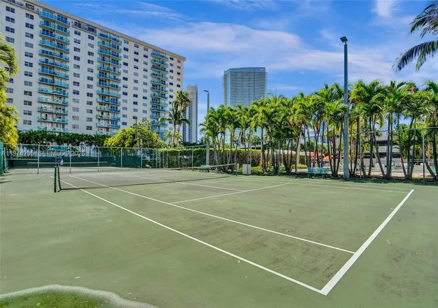 2nd image of 19380 Collins Ave, Sunny Isles Beach, FL 33160