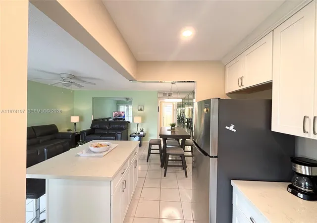 3rd image of 5300 Washington St #O124, Hollywood, FL 33021 | MLS# A11974197