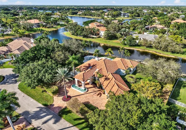 Homes for sale in Weston, FL | 3520 Paddock Rd, Weston, FL 33331 | MLS# A11971853