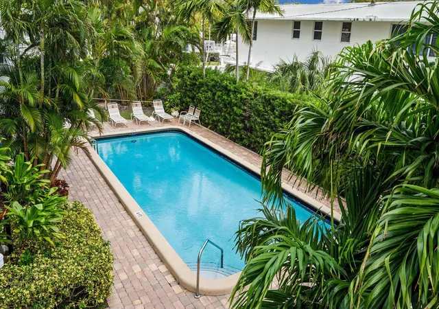 Homes for sale in Fort Lauderdale, FL | 720 Orton Ave #206, Fort Lauderdale, FL 33304 | MLS# F10555492