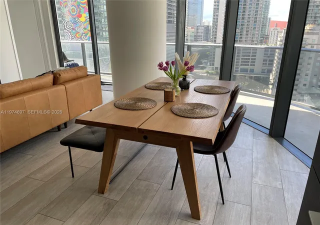 5th image of 45 Sw 9Th St #1206, Miami, FL 33130 | MLS# A11974897