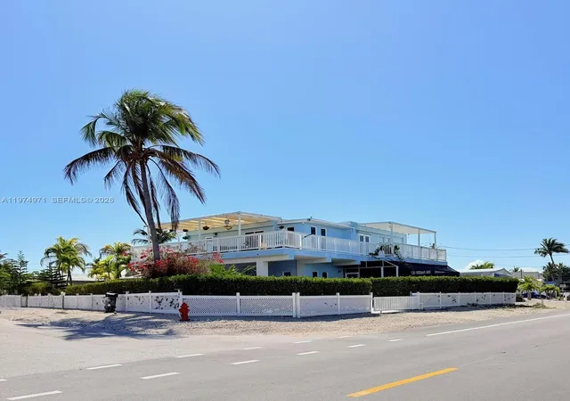 1st image of 212 Banyan Ln, Tavernier, FL 33070 | MLS# A11974971