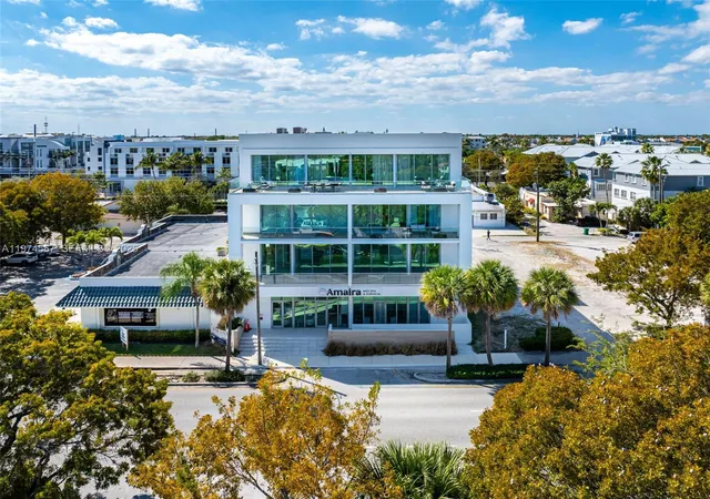 1st image of 246 Ne 6Th Ave #302, Delray Beach, FL 33483 | MLS# A11974567