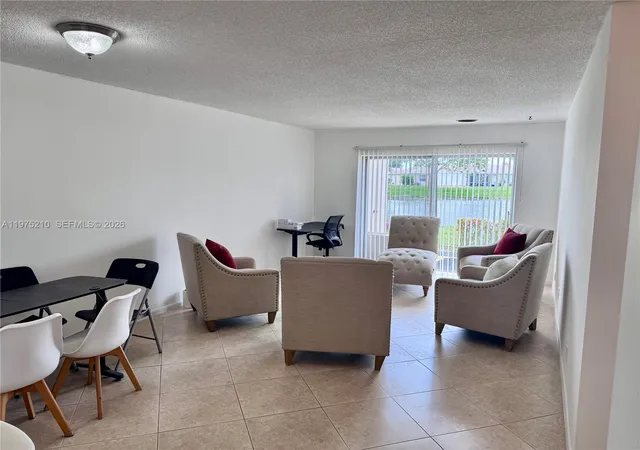 Homes for sale in Boca Raton, FL | 8838 Bella Vista Dr, Boca Raton, FL 33433 | MLS# A11975210