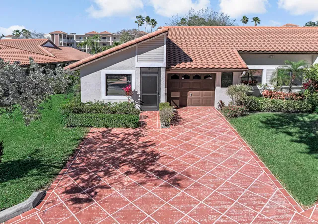 1st image of 6235 Kings Gate Cir, Delray Beach, FL 33484 | MLS# R11168099