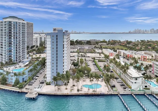 Homes for sale in North Bay Village, FL | 1865 79th St Cswy #16b, North Bay Village, FL 33141 | MLS# F10555577