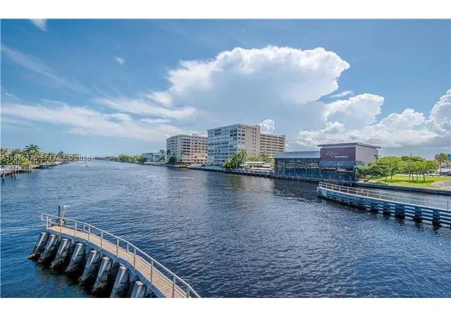 Homes for sale in Lauderdale By The Sea, FL | 4228 N Ocean Dr #17, Lauderdale By The Sea, FL 33308 | MLS# A11976275